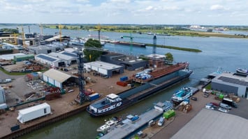 FPS Waal retrofit at Werkendam Shipyard 
